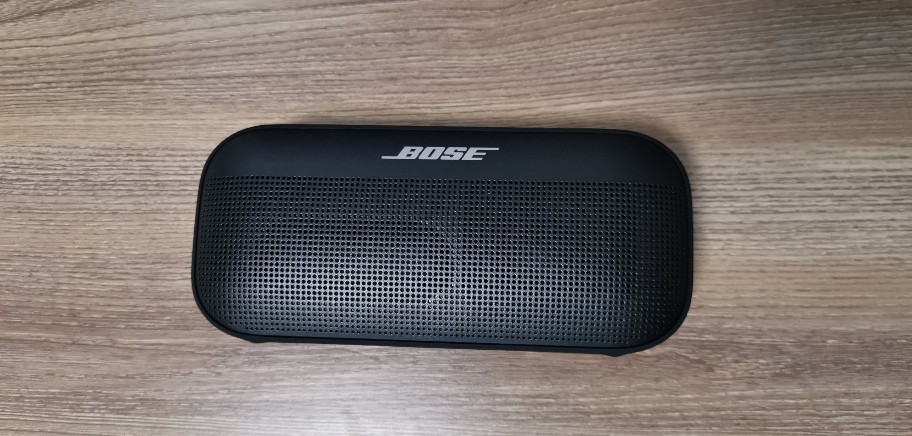 bose soundlink flexレビュー